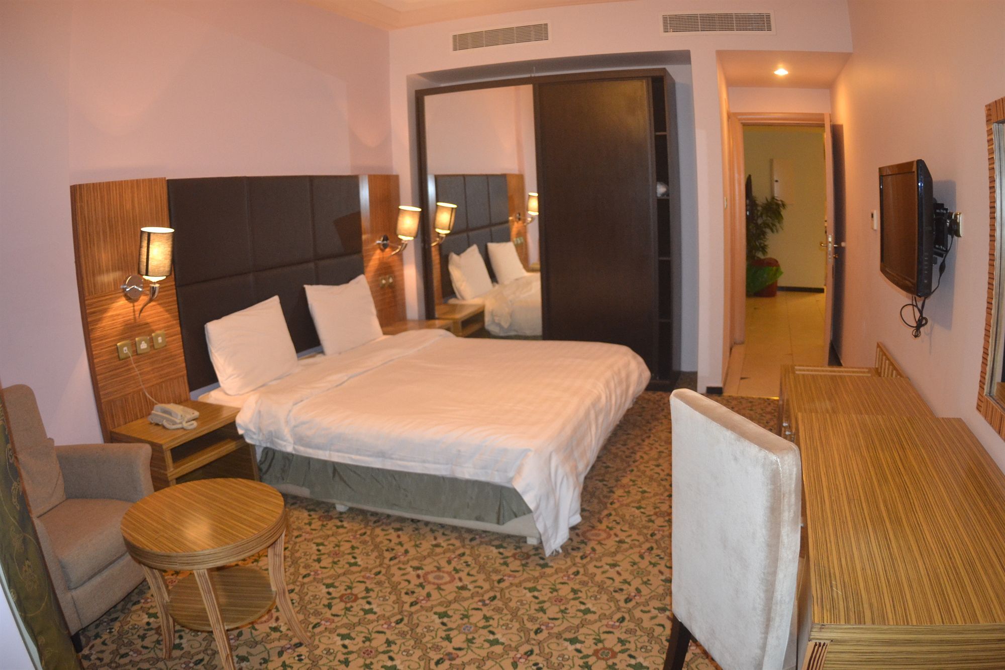Platinum Park Hotel Таиф Екстериор снимка